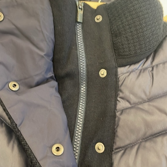 Athleta Responsible Down Navy Blue Jacket—BEAUTIFUL!! Never Worn—New WO Tags—S - Picture 8 of 9